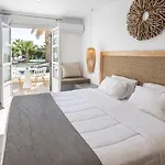 Smy Mediterranean White Santorini (adults Only) 4* Kamári