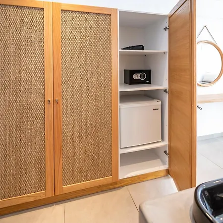 Smy Mediterranean White Santorini (adults Only) Ξενοδοχείο Καμάρι