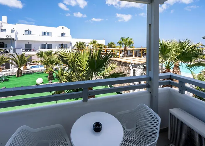 Smy Mediterranean White Santorini (adults Only) ホテル 4*