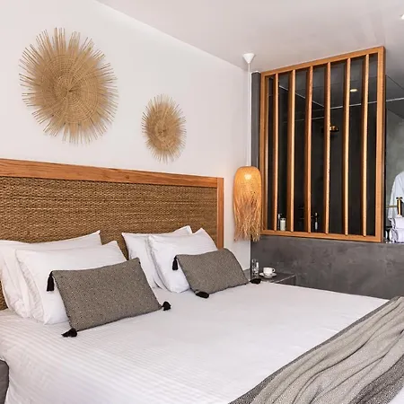 Отель Smy Mediterranean White Santorini (adults Only) 4*