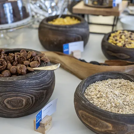 Отель Smy Mediterranean White Santorini (adults Only) 4*